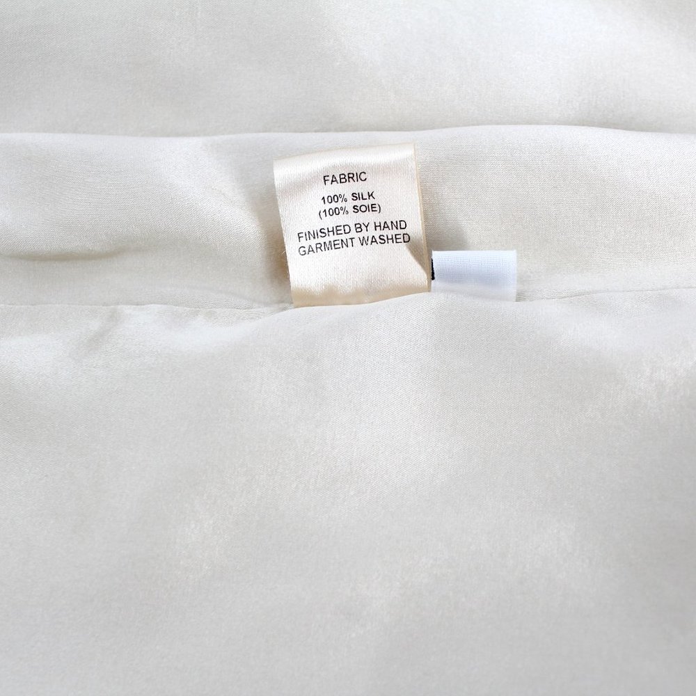 GARY GRAHAM Cream Silk Pleated Skirt Knee Length Scalloped Hem Lined 4 Runs Big - Picture 10 of 10